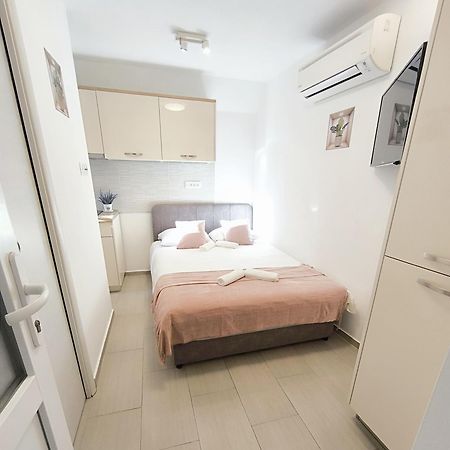 Studio apartment&room Niko Spalato Esterno foto