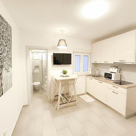 Studio apartment&room Niko Spalato Esterno foto