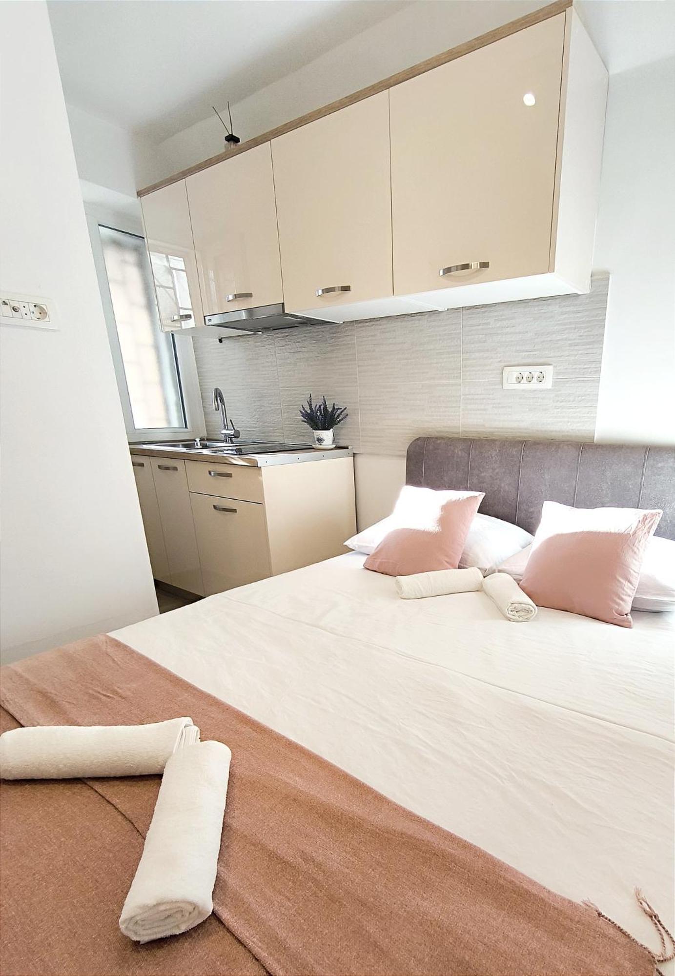 Studio apartment&room Niko Spalato Esterno foto