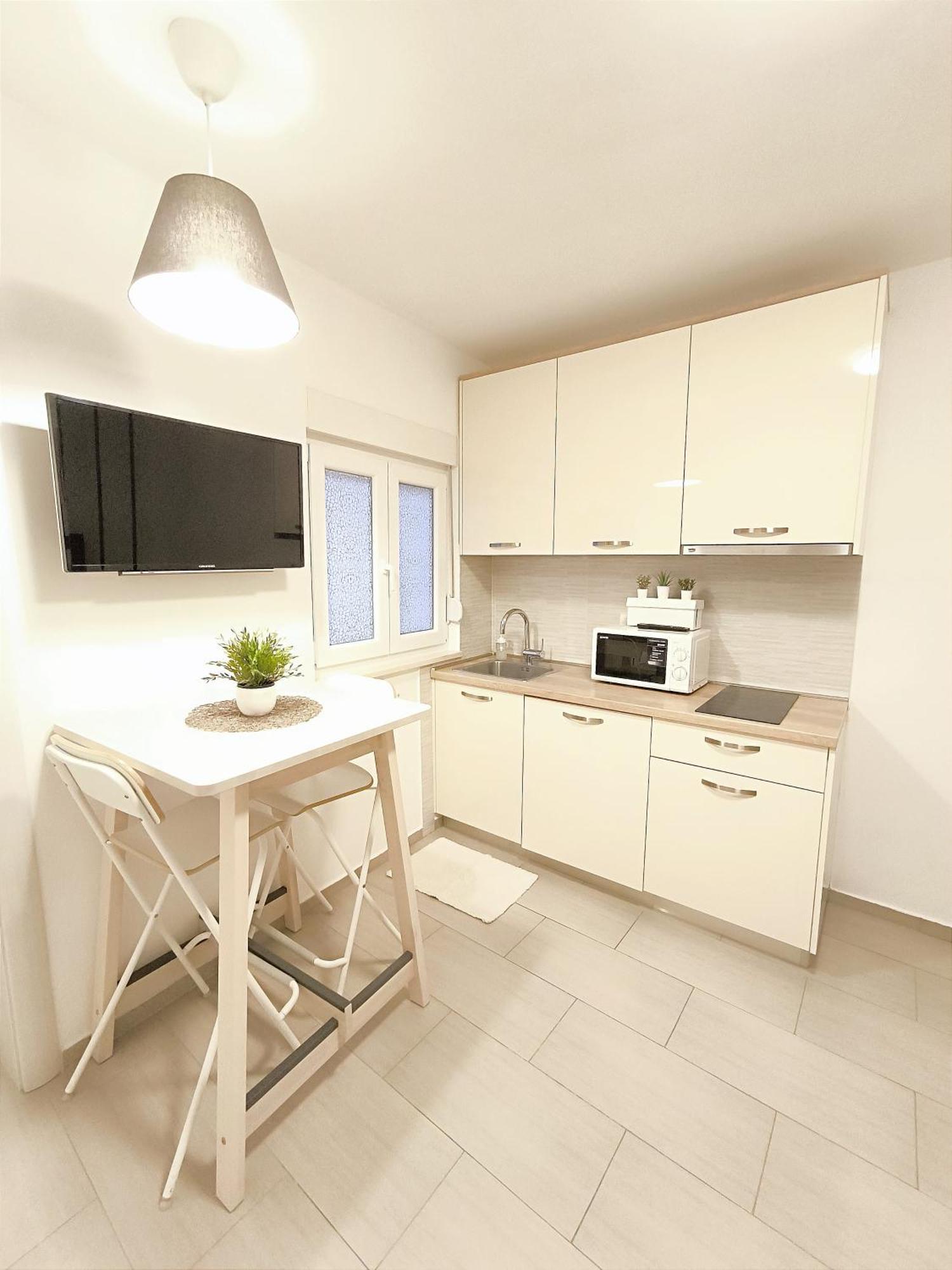 Studio apartment&room Niko Spalato Esterno foto
