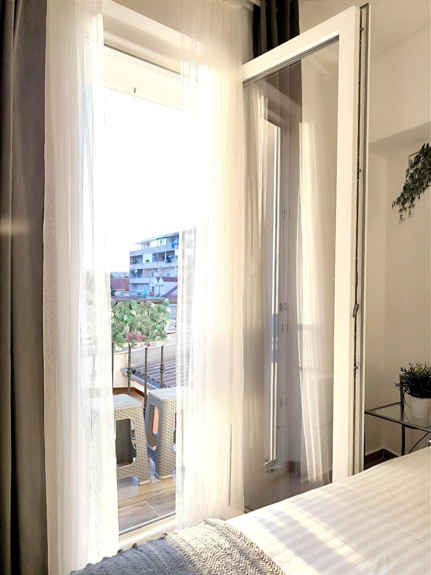 Studio apartment&room Niko Spalato Esterno foto